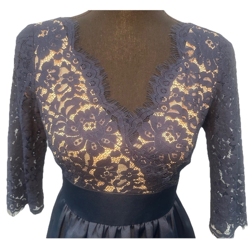 Eliza J Dress Women's Size 2 Navy Blue Lace Faille Fit and Flare Lining Pockets - Picture 12 of 13